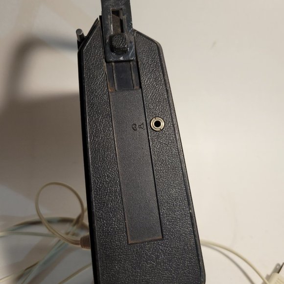 Vintage Panasonic AM/FM Radio Model RF-689 Working * 1 - Picture 7 of 11